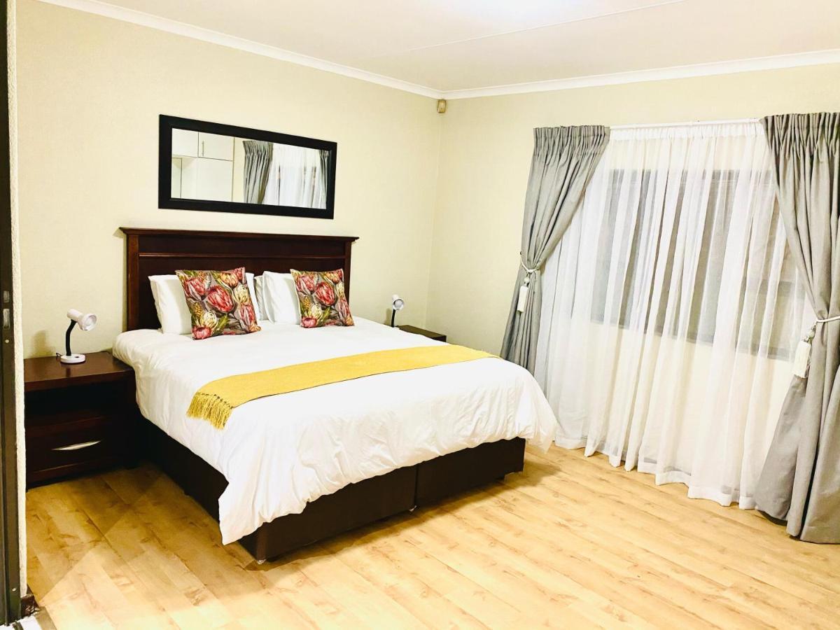 C&C Hotel Vibes Randpark Ridge Jhb 14 Units Available Randburg Esterno foto