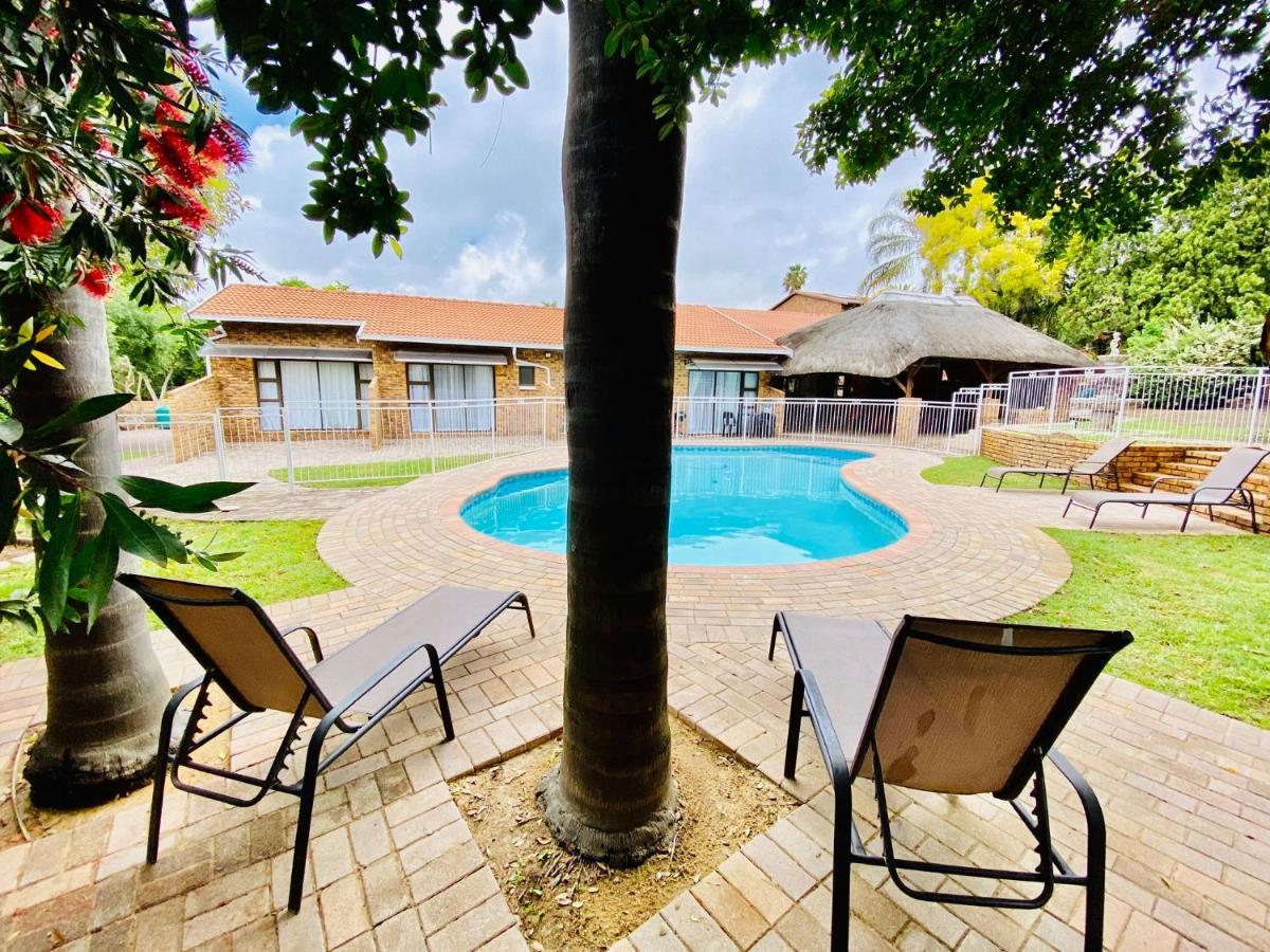 C&C Hotel Vibes Randpark Ridge Jhb 14 Units Available Randburg Esterno foto