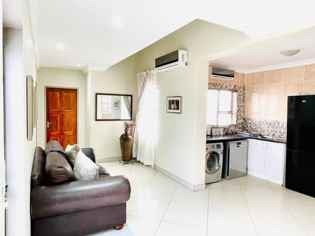 C&C Hotel Vibes Randpark Ridge Jhb 14 Units Available Randburg Esterno foto